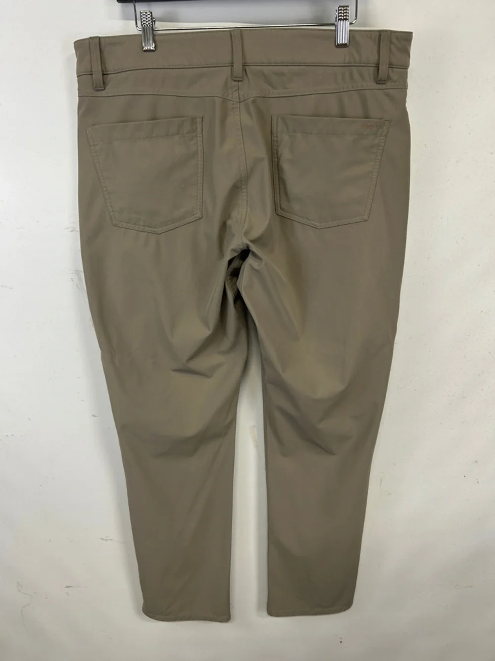 johnnie-O Prep-Formance flat front Chino.  36 x 30 - Picture 6 of 10